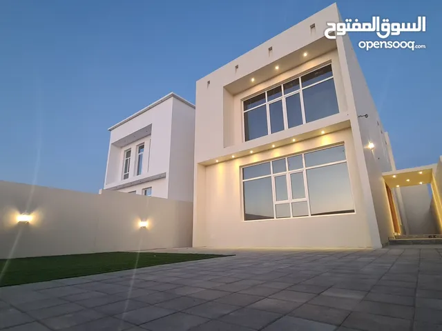 280 m2 4 Bedrooms Villa for Sale in Al Batinah Barka