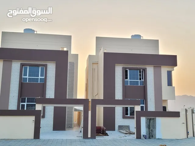 Twin villas for sale at Amerat 5