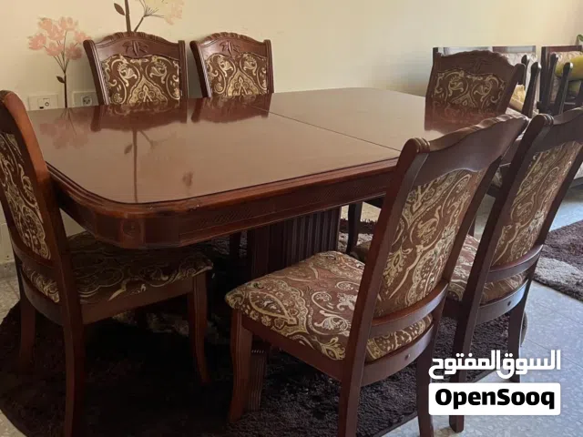 طاولة سفرة مع 6 كراسي