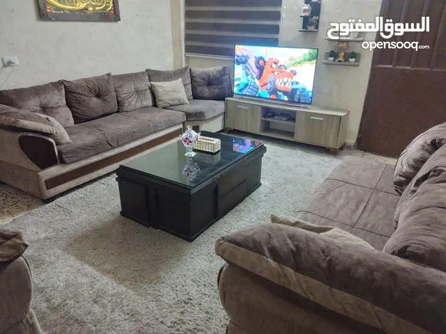 125 m2 2 Bedrooms Apartments for Sale in Zarqa Russayfah