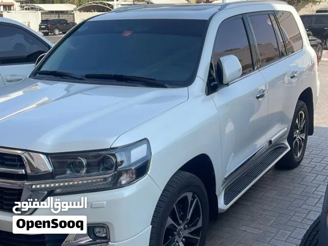 تويوتا لاند كروزر 2021 خليجي وارد الفطيم بدون حوادث حالة ممتازة السعر: 200,000 درهم قابل للتفاوض