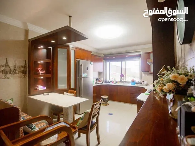 160 m2 3 Bedrooms Apartments for Sale in Ramallah and Al-Bireh Baten AlHawa