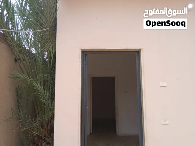 أستيديو للإيجار في عين زارة النصب التذكاري ب900