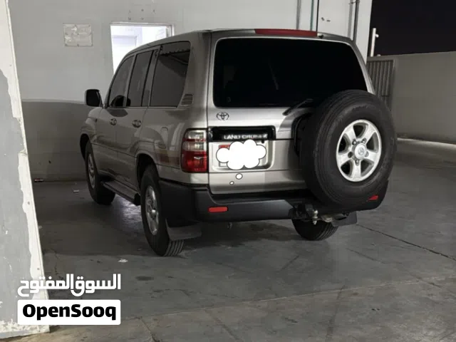 2003 تويوتا لاند كروزر GXR