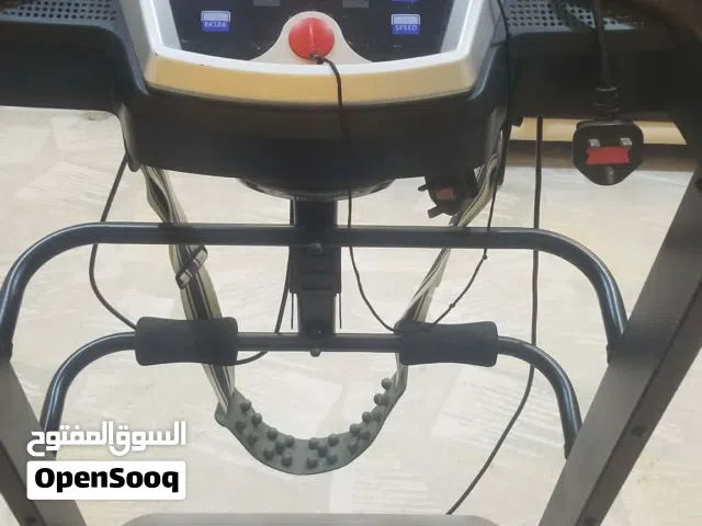 جهاز مشي رياضي السعر 350 ..الوزن 140 كغم....دبل ماطور ...حزام هزاز
