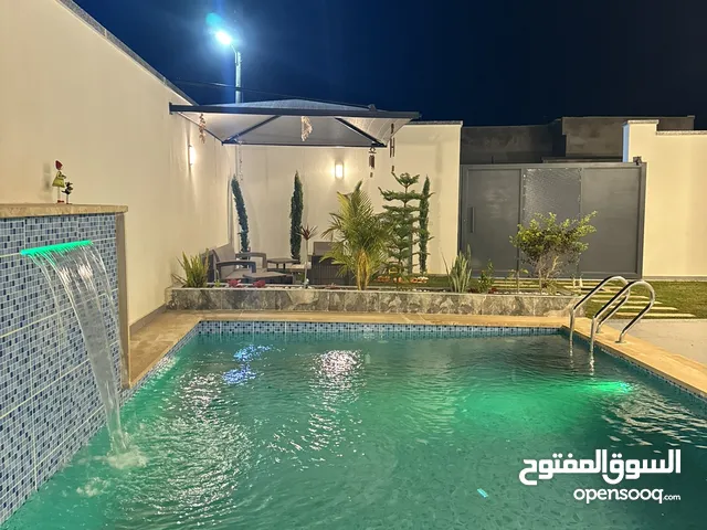 2 Bedrooms Chalet for Rent in Tripoli Al-Baesh