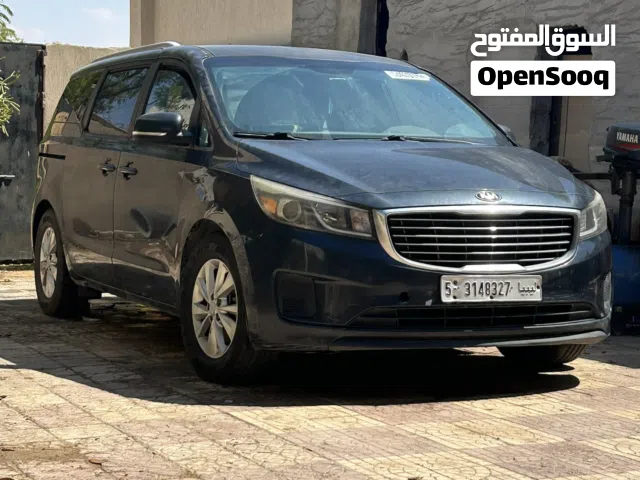 2015 كيا سيدونا LX