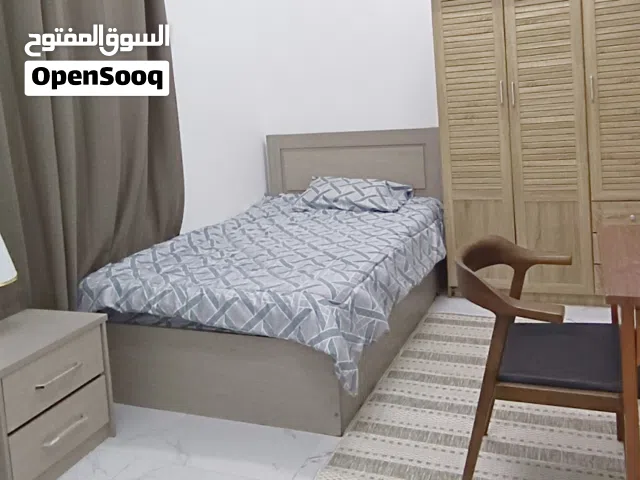 غرف و شقق للايجار اليومي في قلب صحار