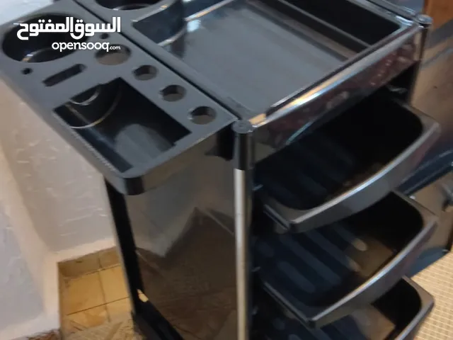 عرباية عدة تجميل ومكياج قابله للتدحرج مع رفوف وخزانة عدد 2 للبيع بسعر مغري