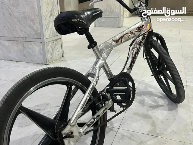 قاري BMX مونقس