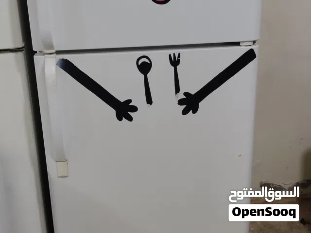 نبيع ثلاجه فرجدير امركي 20 قدم بحاله ممتازه استخدام بحاله جيده تبريد وتجميد قوي حجم متوسط