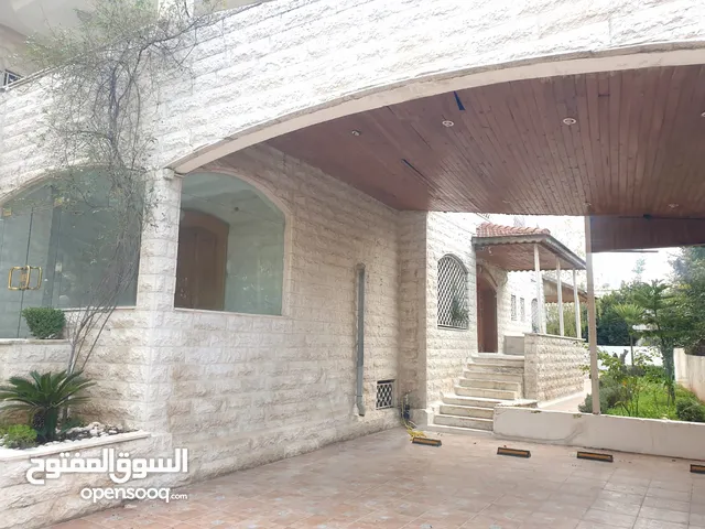 600m2 5 Bedrooms Villa for Rent in Amman Al Rabiah