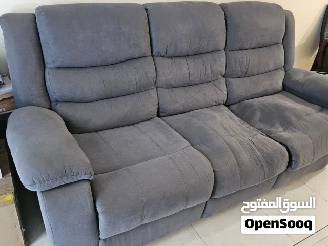 Recliner sofa in good condition