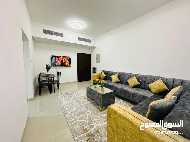 z9 غرفه وصاله مفروش vip-النعيميه 1-مقابل المدرسه الباكستانيه- مبني واثاث جديد وسهل لمجرج دبي