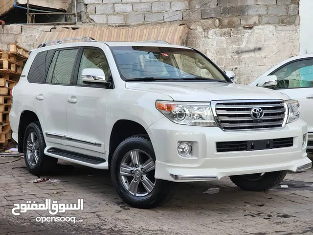 Toyota Land Cruiser 2015 in Sana'a