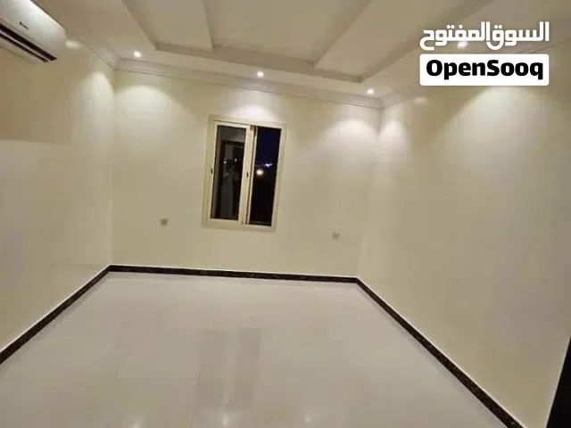 130 m2 2 Bedrooms Townhouse for Rent in Muscat Al Khuwair