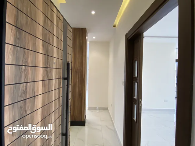 270m2 4 Bedrooms Apartments for Sale in Amman Marj El Hamam