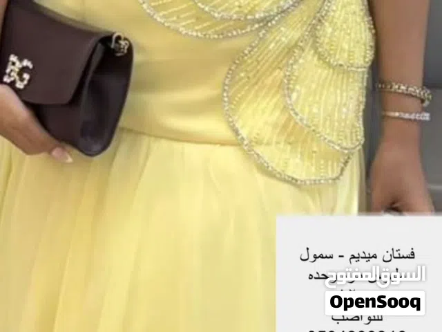 فساتين ملبوسة لبسة بسيطه من 300-1700