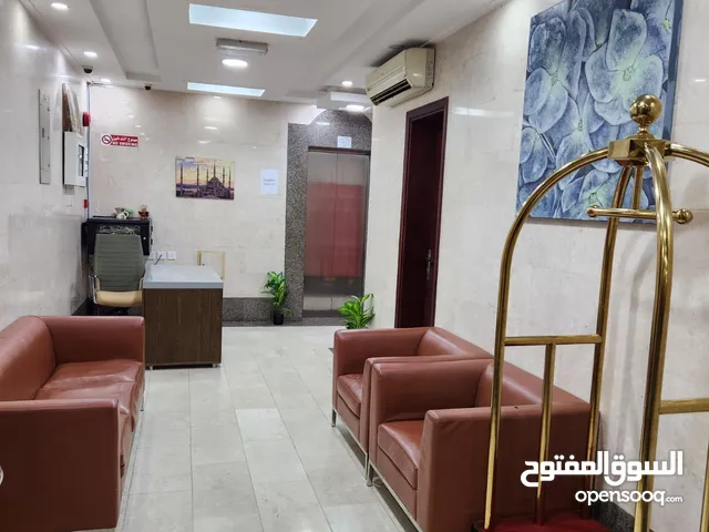 شقق فاخرة للايجار بموقع مميز في صلالة