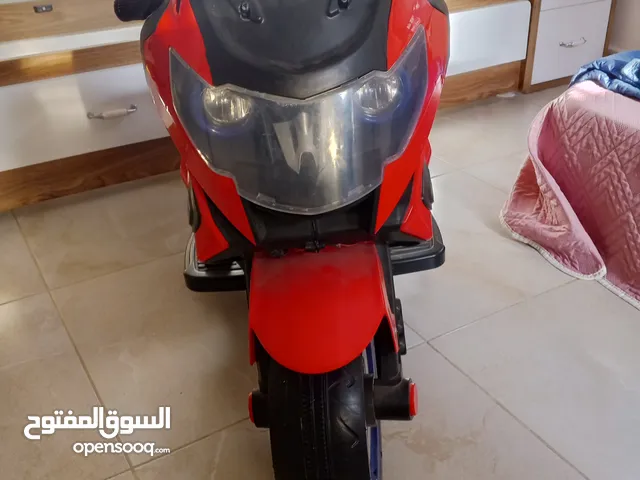 دراجة أطفال كهربائية للبيع بحالة الوكالة ، قابل للتفاوض