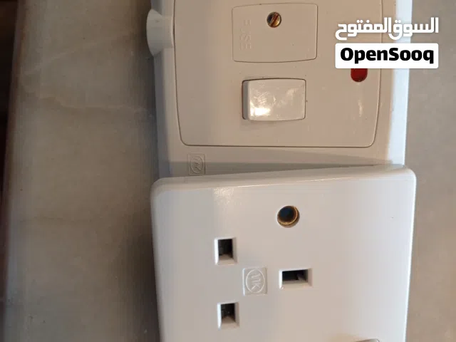 كبسات بحاله جيده العدد تقربا 40