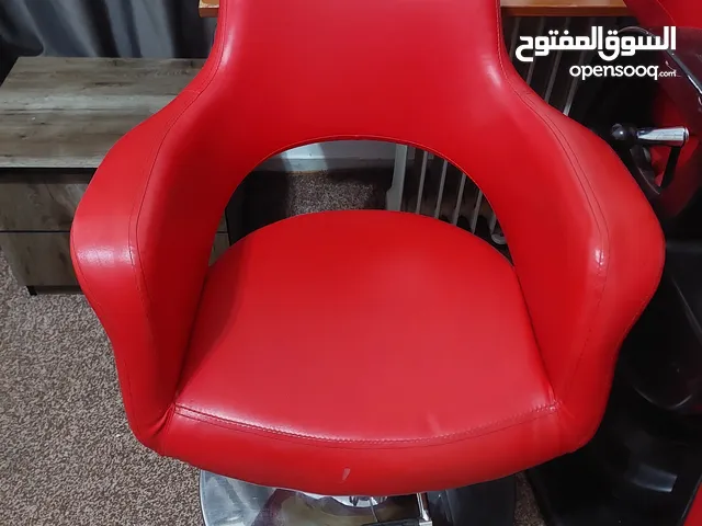 عدد أثنين كراسي ثابته نفس اللون
