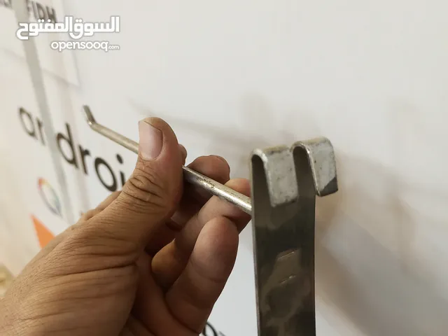 هوك تعليك اكسسوارات كل اثنين رربع دينار وتدلل المحتاجهن بالعافية علي يشوف كل الخير