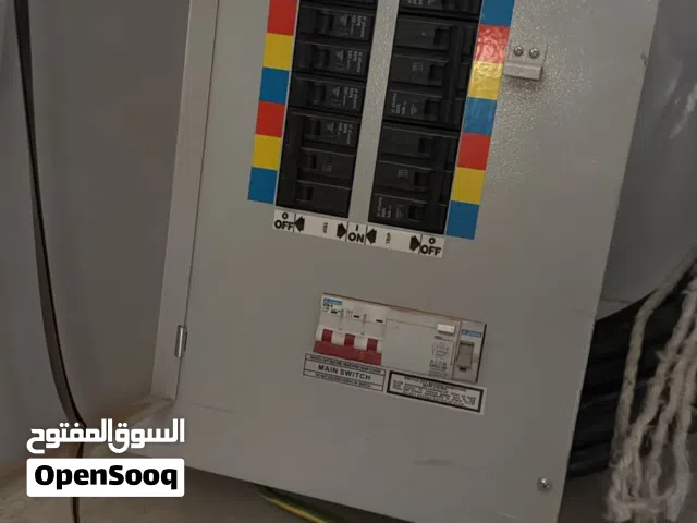 للبيع لوحة كهرباء 3 فاز (3 Phase) بحالة ممتازة