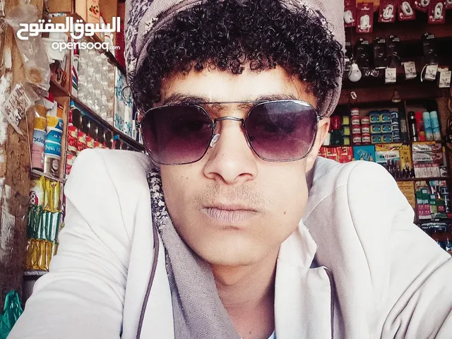 احذيه وصنادل