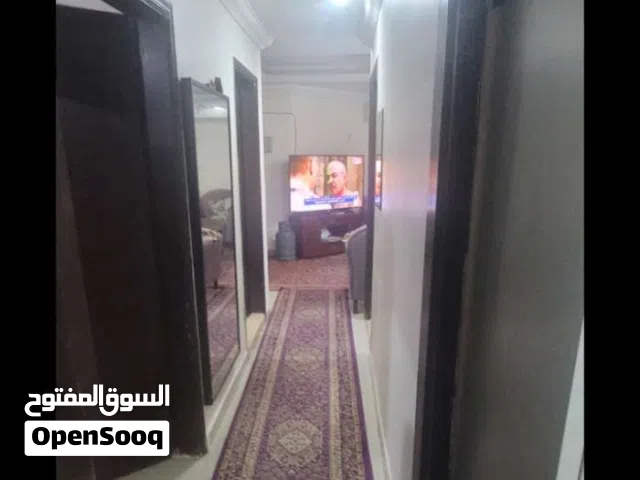متاح مكان لفرد داخل سكن بحولى قطعة 9 بجوار لولو هايبر
