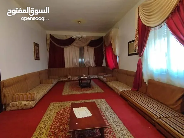 140 m2 3 Bedrooms Apartments for Sale in Tripoli Al Nasr St