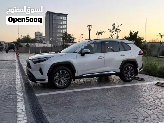 2023 Toyota RAV 4 SE