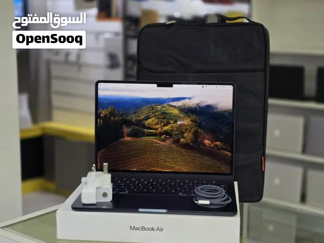 Macbook Air 2022 M2/8GB RAM/512GB SSD +Bag ماكبوك إير 2022 بمعالج M2 نظيف جداً + شنطة
