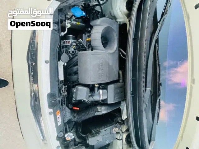 كيا مورنيق جمرك ماشية73 لون كاكي اطارات جديد مكيف كربون كمبيوا سيارة ربي يبارك