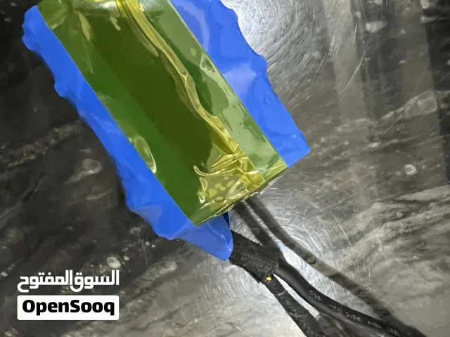 بطارية 12 فولت High Drain نوع LG بحالة شبه جديدة