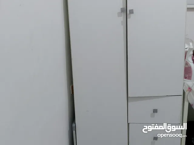 للبيع خزانه السعر 30
