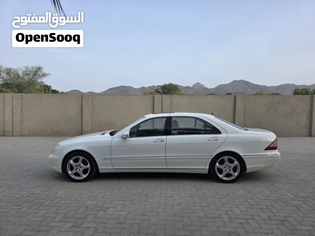 مرسيدس S500 موديل 2005 خليجي قرقاش كاملة المواصفات تم تبديل جميع القطع الاستهلاكيه وجاهزة للاستخدام