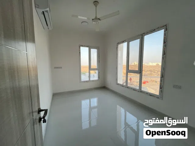 Unfurnished Monthly in Muscat Al Maabilah