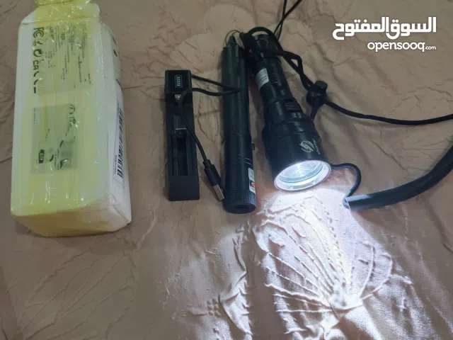 تورج لايت مع ليزر مع شاحنة بطاريات جديدة