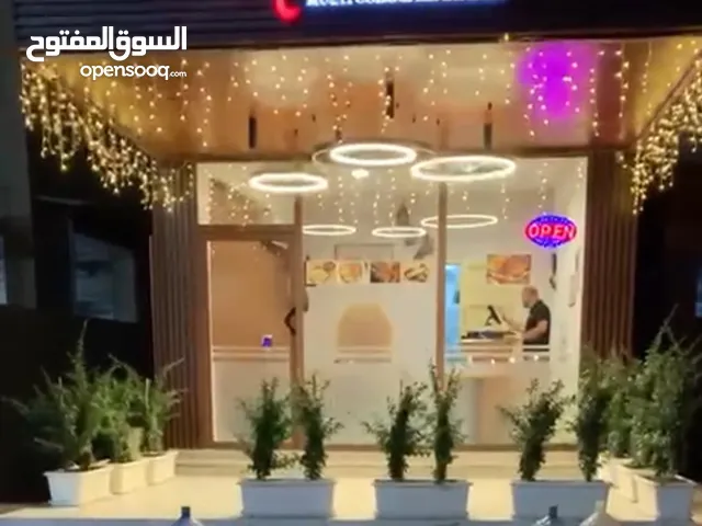 A well-equipped restaurant for sale!