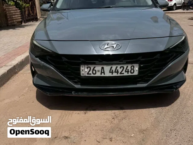 2021 Hyundai Elantra Standard