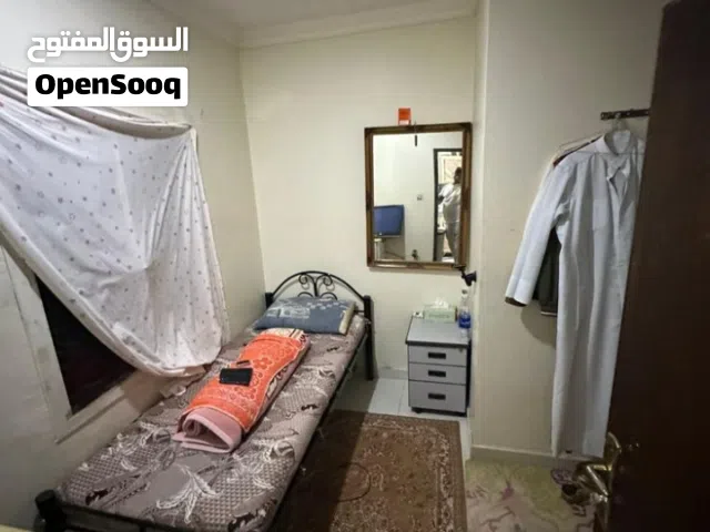 . إيجار غرفة شهرين