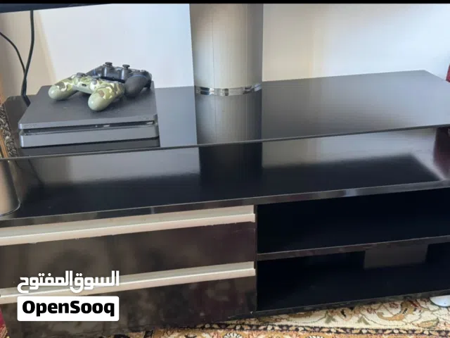 طاولة شاشة