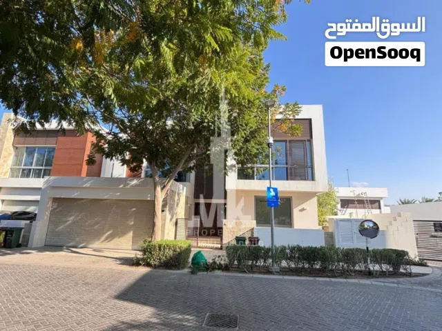 Luxury Villa in a Prime Location, Al Mouj Muscat