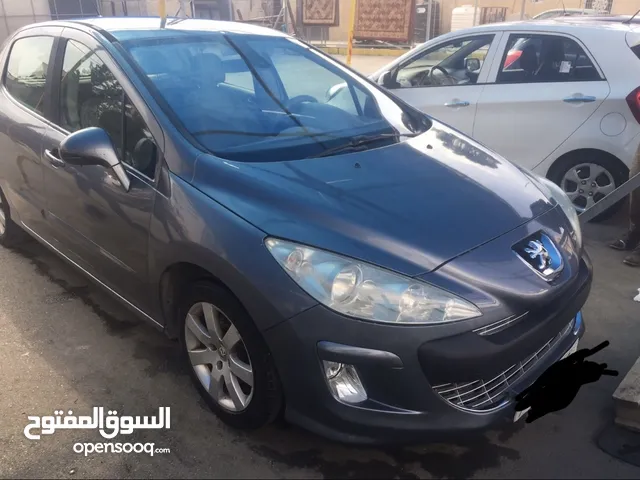 Used Peugeot 308 in Ramallah and Al-Bireh