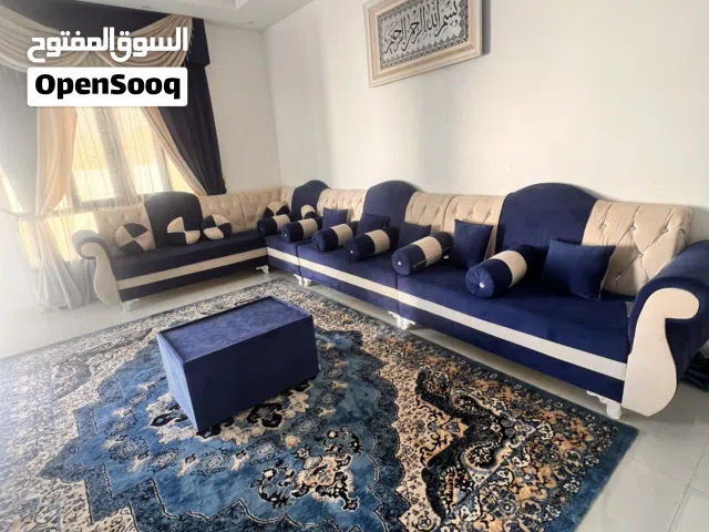 كراسي للبيع نضيفات