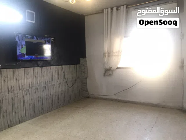 شقة بمدخل مستقل مساحة 100 متر