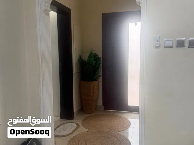 � للبيع منزل مميز في مدينة حمد  الموقع: مدينة حمد دوار 3  مساحة الأرض: 259.7 متر2