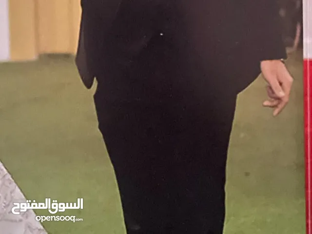 للايجار بدلة فرح تركى بجميع مستلزماتها وببيون وجزمة خاصة بيها لون اسود