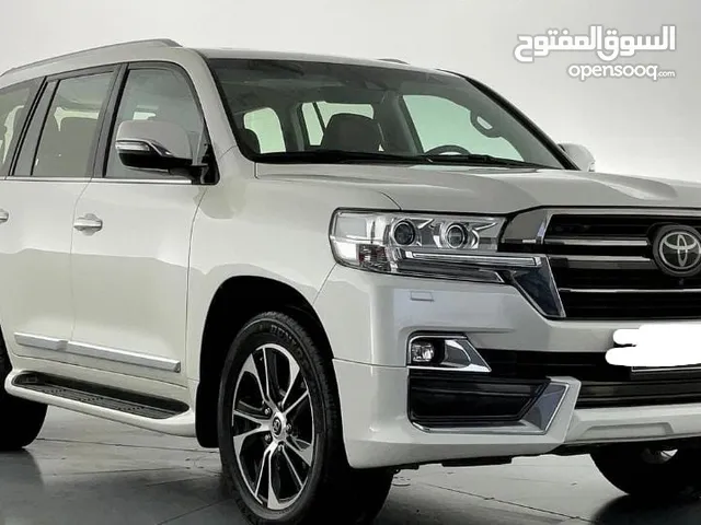 Used Toyota Land Cruiser in Dubai